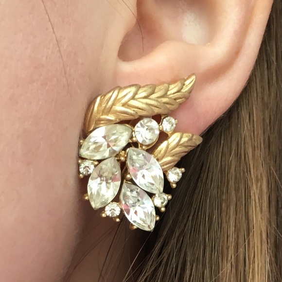 Trifari Jewelry - Trifari Rhinestone Gold Tone Leaf Clip on Earrings